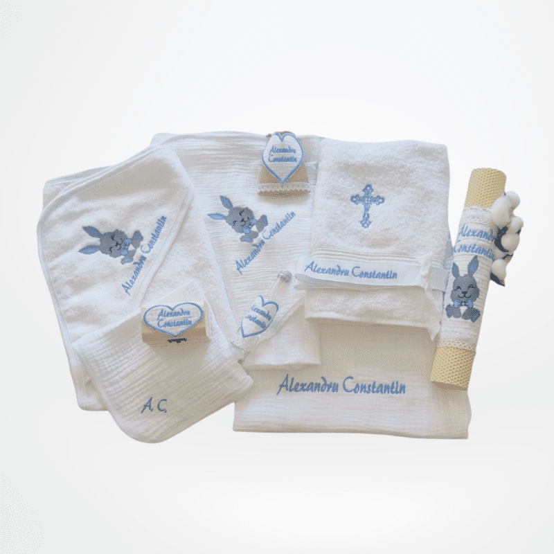 www.embrosho.ro-botez-trusou-botez-trusou-botez-beietei-trusou-botez-personalizabil-11-piese-muselina-bumbac-100-iepuras-3.png