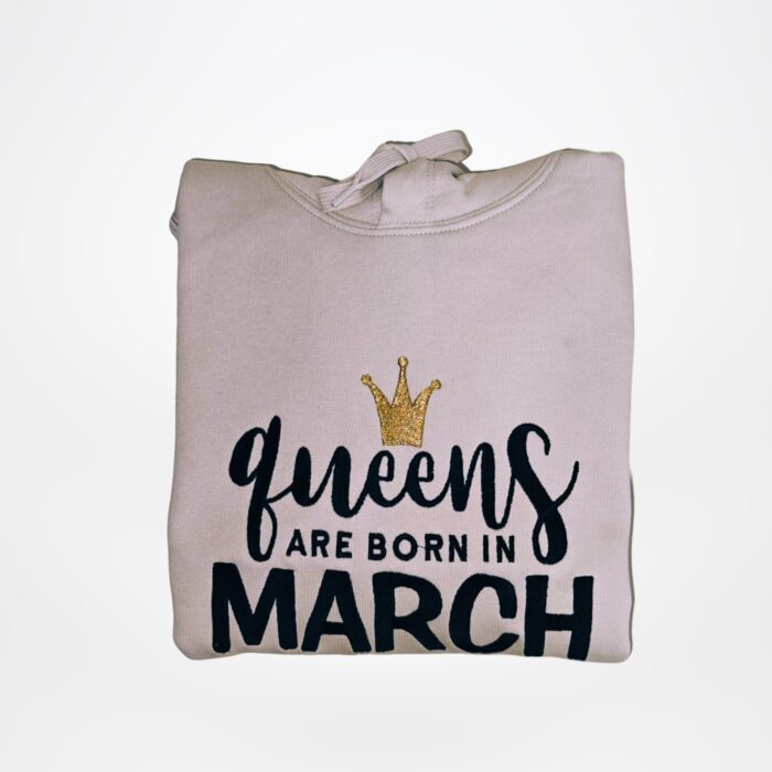 embroshop.ro-adulti-hanorac-hanorac-cu-gluga-unisex-personalizabil-queens-are-born-in-august-3.jpeg